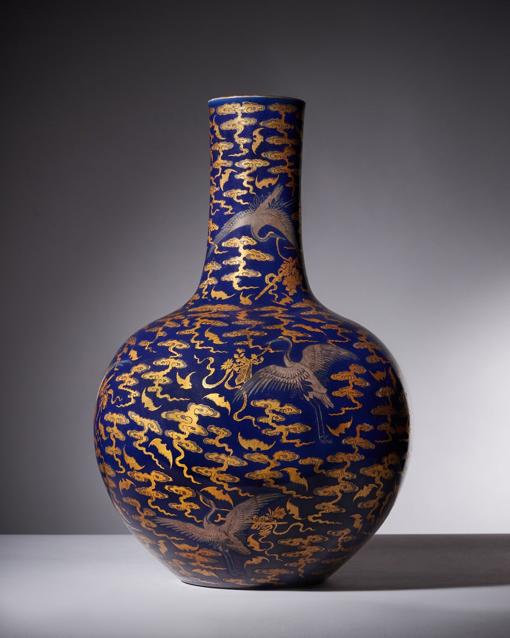 Rare Chinese vase sells for £1.5 million after being spotted in kitchen