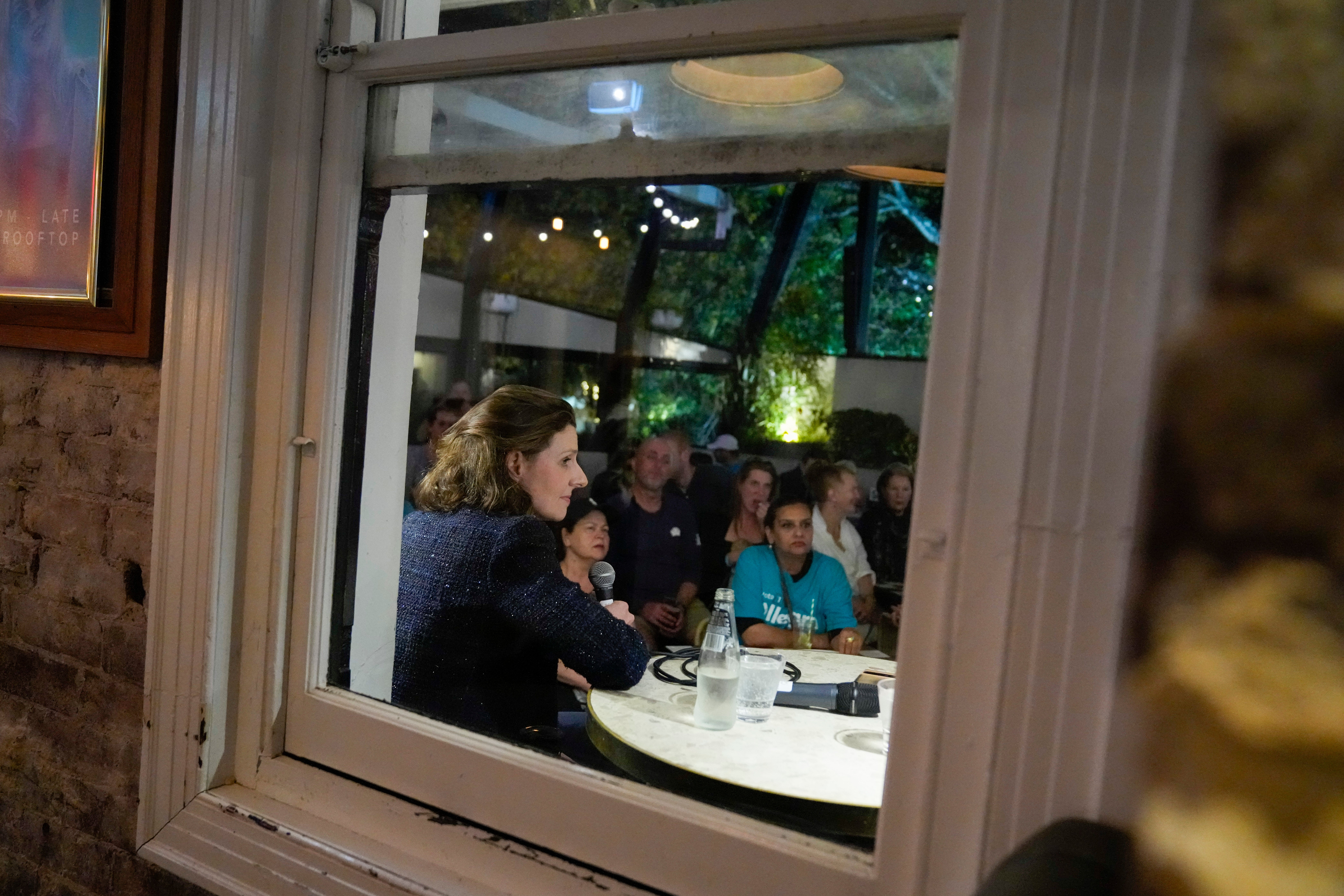 Australia Teal Independents