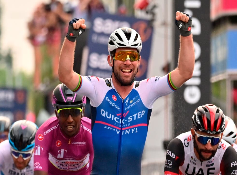 Mark Cavendish claimed victory on the third stage of the 2022 Giro d’Italia in Hungary (Massimo Paolone/LaPresse via AP)