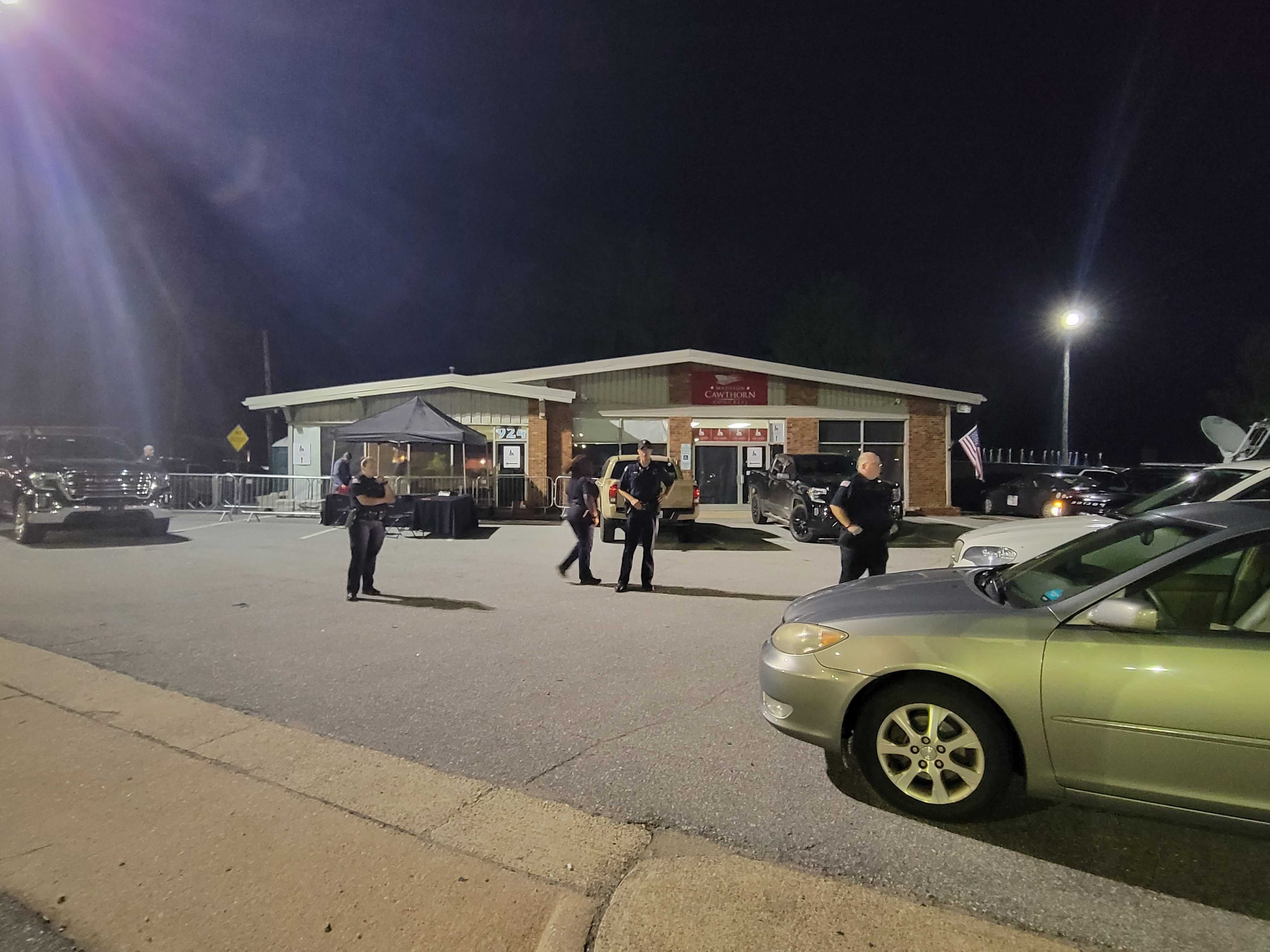 Several members of the Hendersonville police department forced The Independent off the premises