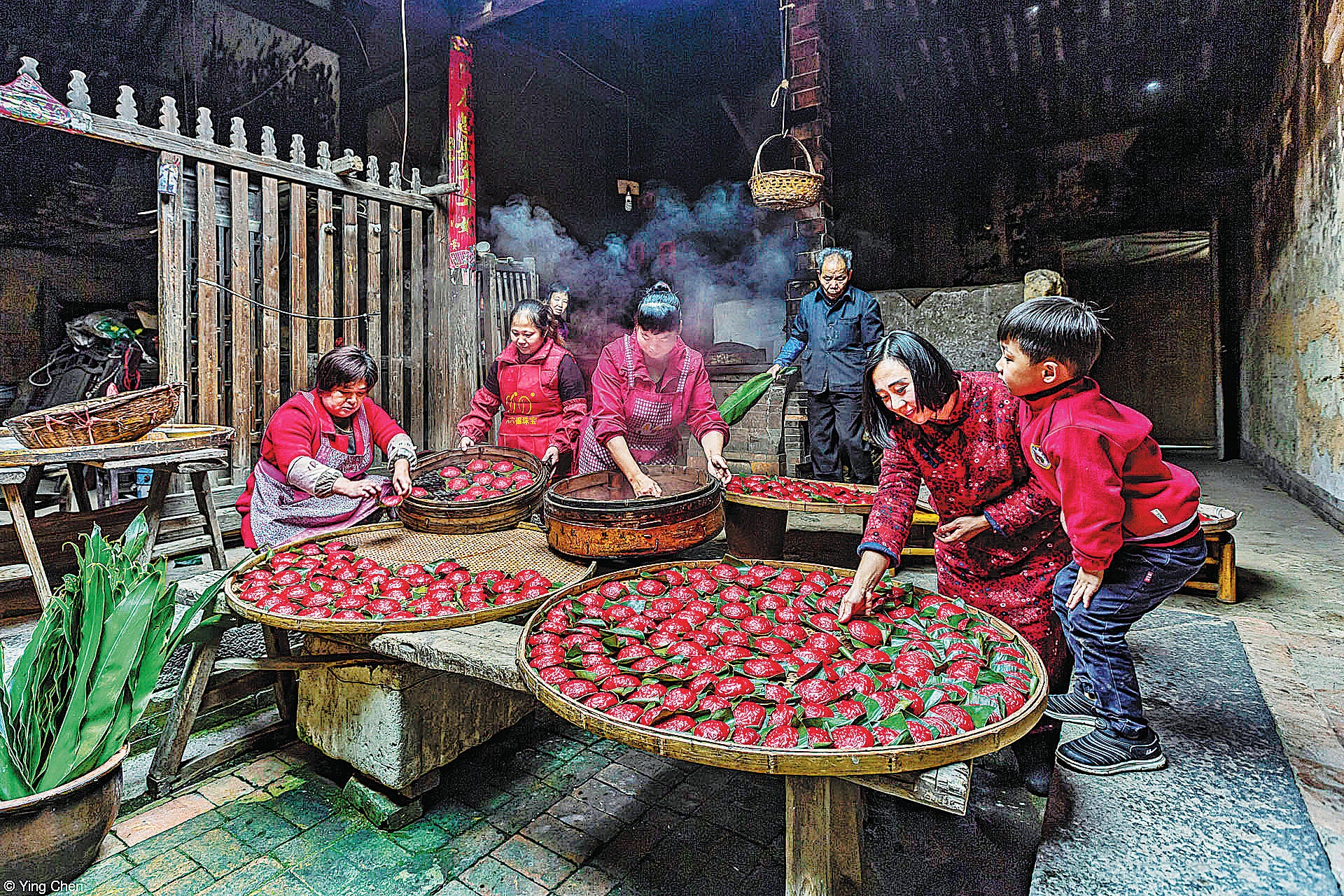 Chen Ying’s picture, Traditional Skill, won the Food for Celebration category with its depiction of a family in China’s Fujian province making traditional food for Chinese New Year