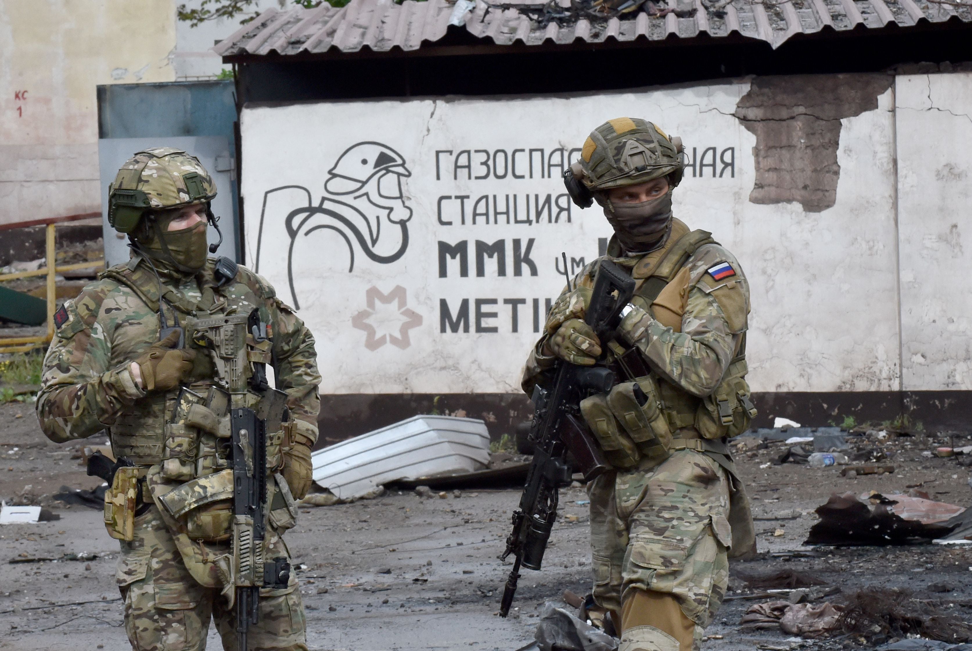 Russian soldiers guard part of the Ilyich Iron and Steel Works in Mariupol, Ukraine, on 18 May, 2022