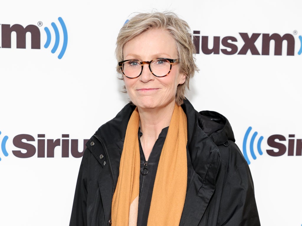 Jane Lynch says she is ‘fascinated’ by UFOs: ‘Believe or not believe, there’s evidence’