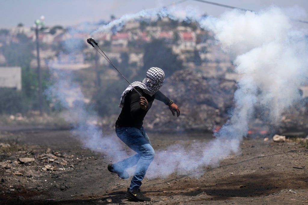 Palestinian teen shot in Israeli raid in occupied West Bank