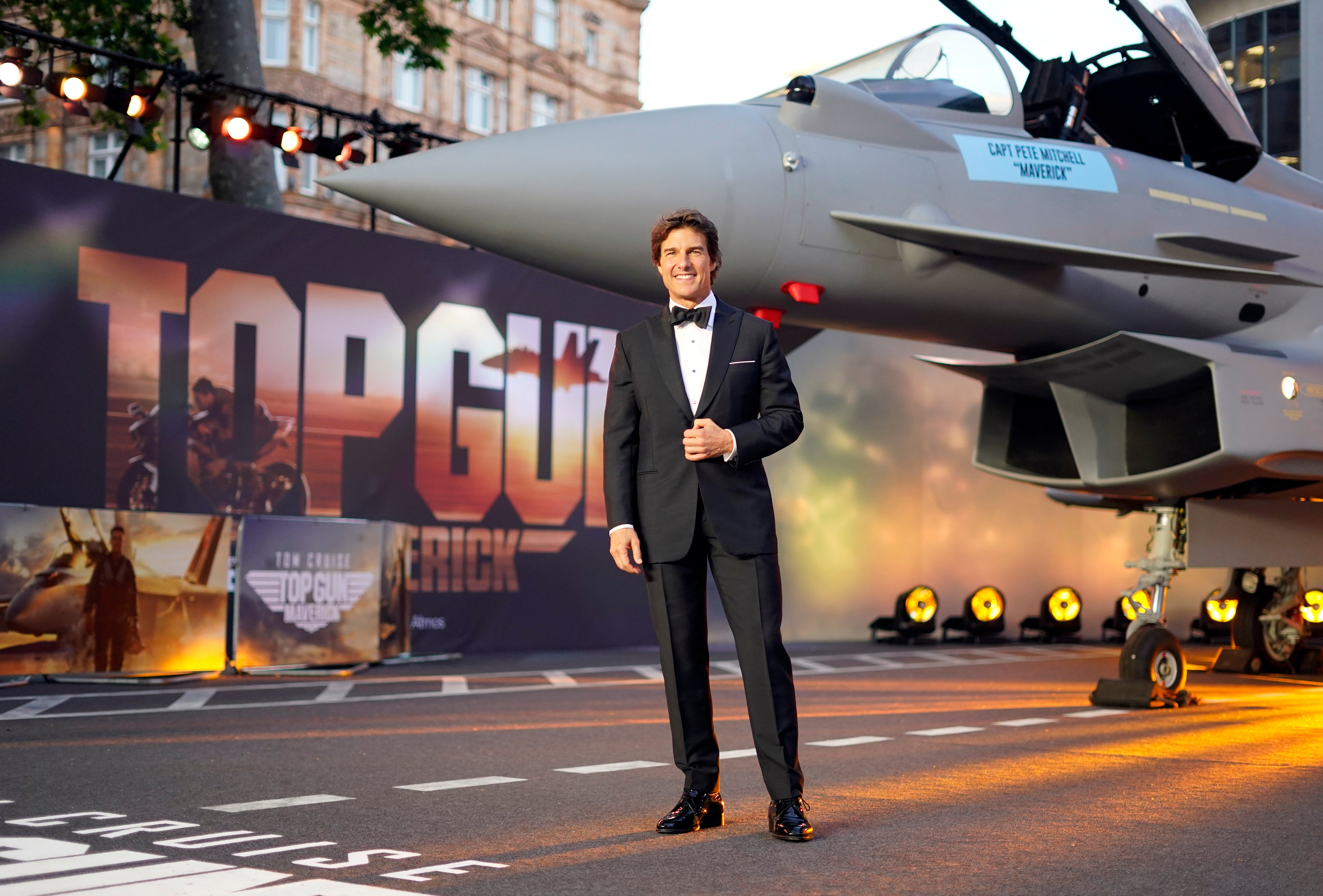 Top Gun' and Tom Cruise return to the danger zone | The Independent