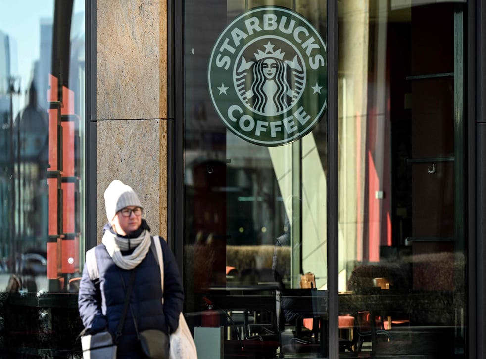 <p>A Starbucks shop in Moscow</p>