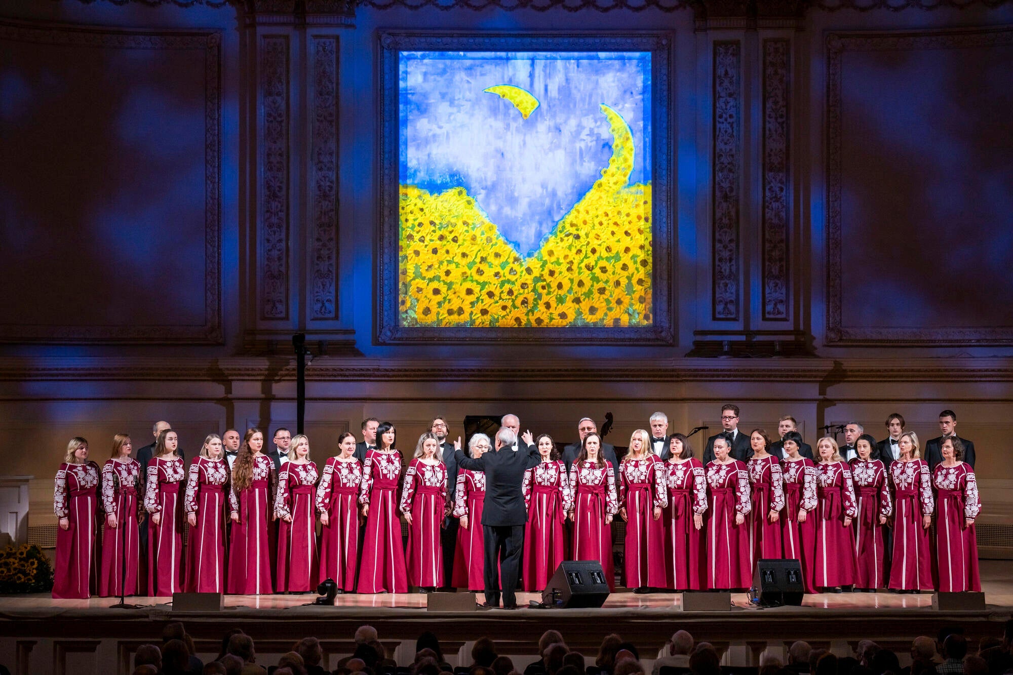 Richard Gere helps Carnegie Hall raise money for Ukraine The Independent