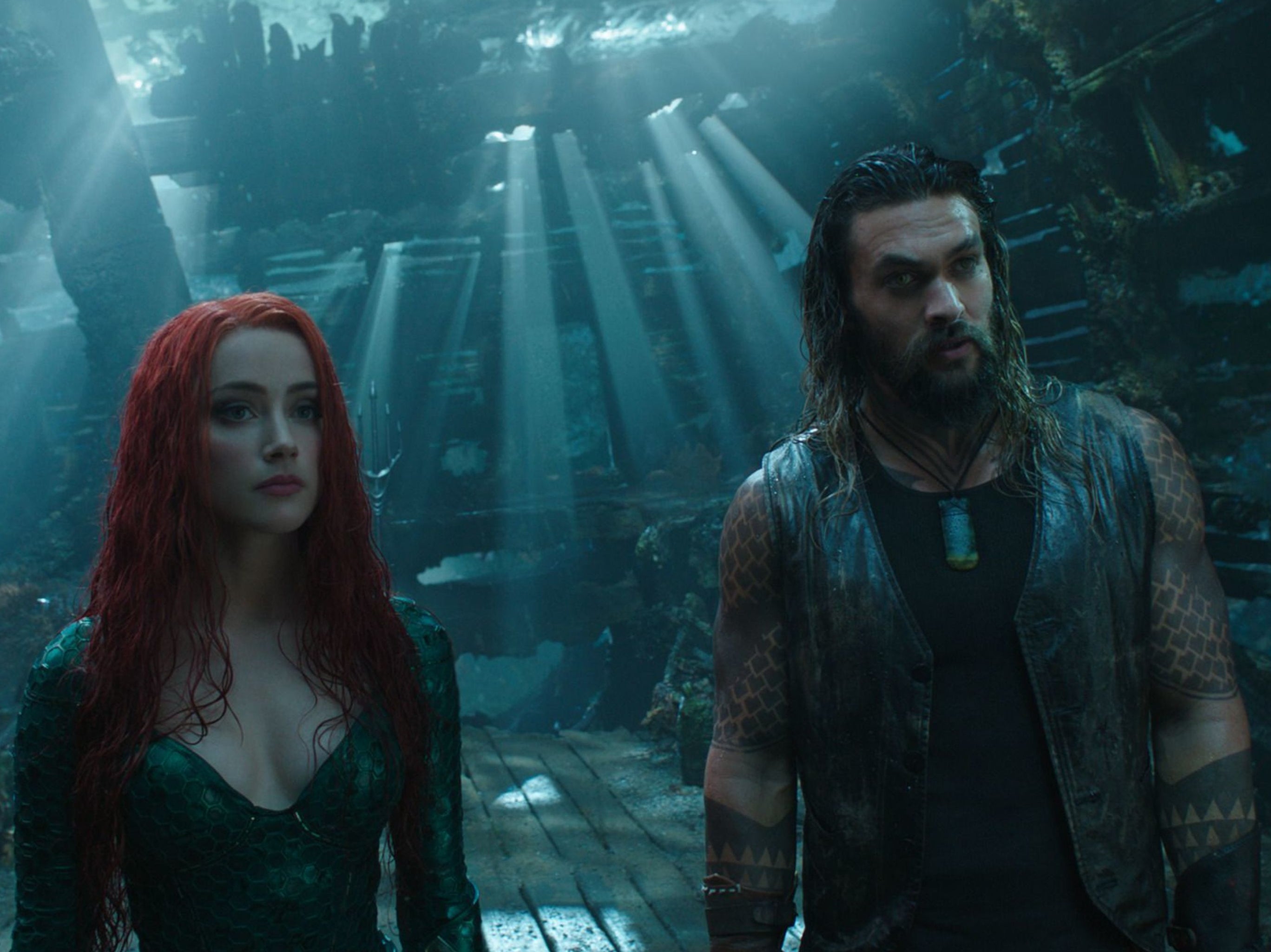 Amber Heard and Jason Momoa in Aquaman