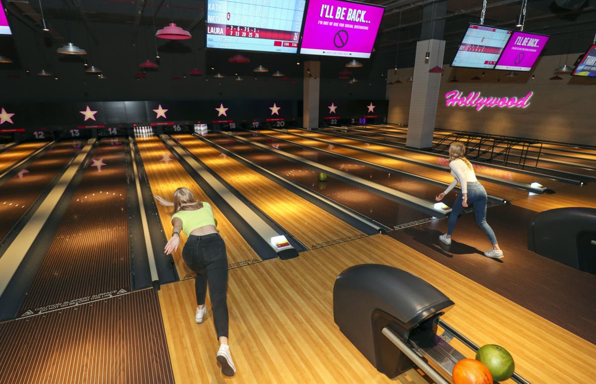 Bowling location