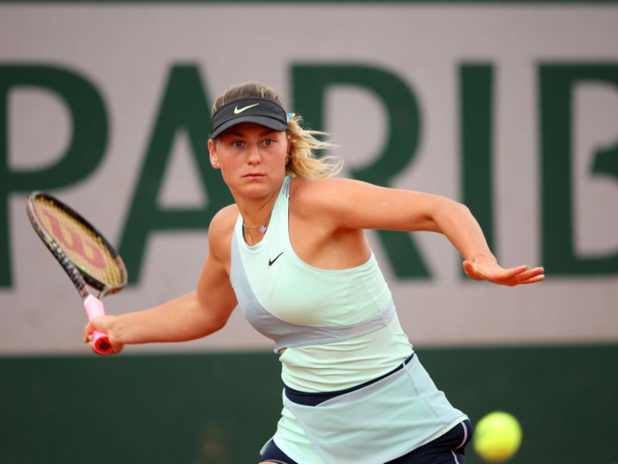 Marta Kostyuk in action at the French Open