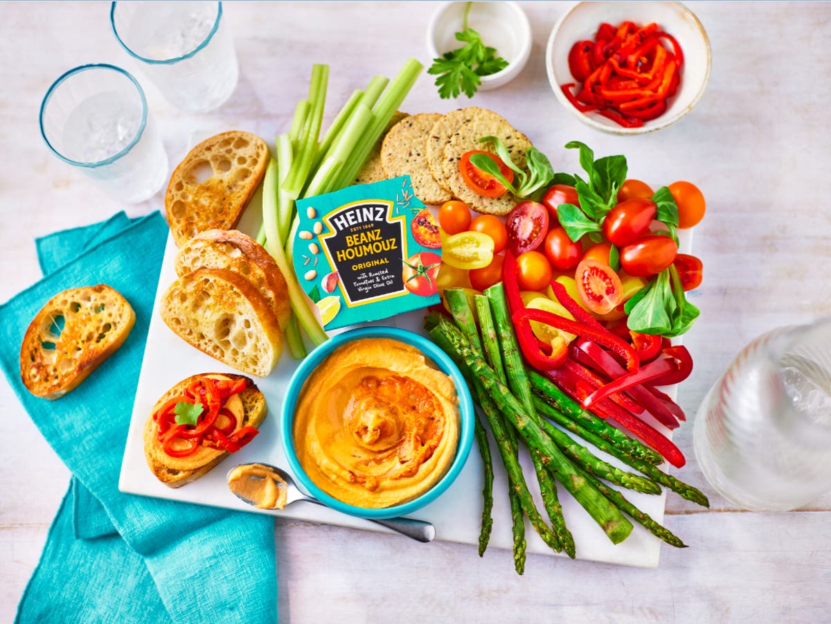 Heinz launches &lsquo;houmouz&rsquo; - hummus made from beans instead of chickpeas
