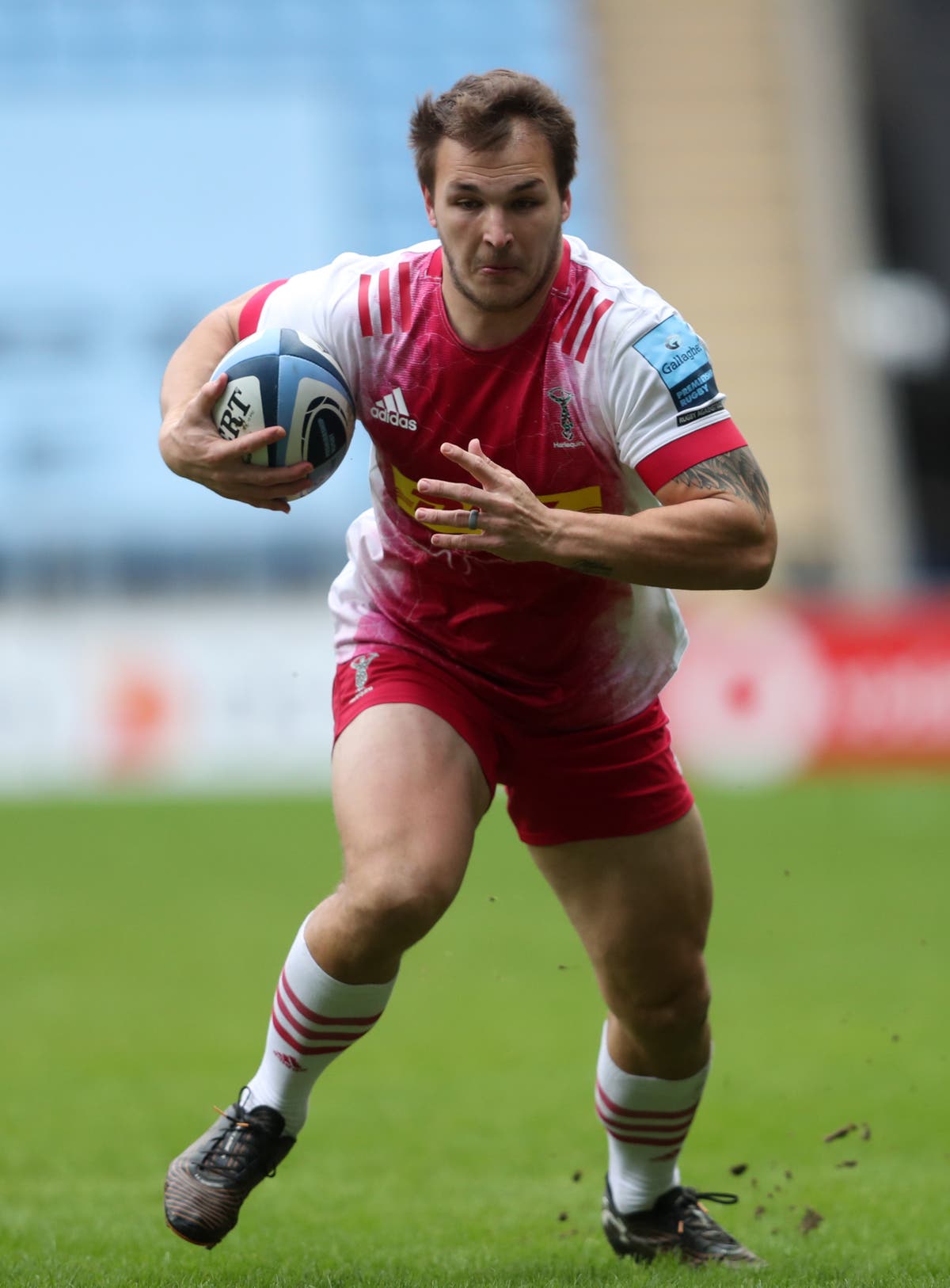 Andre Esterhuizen honoured to win players&rsquo; player of the year award