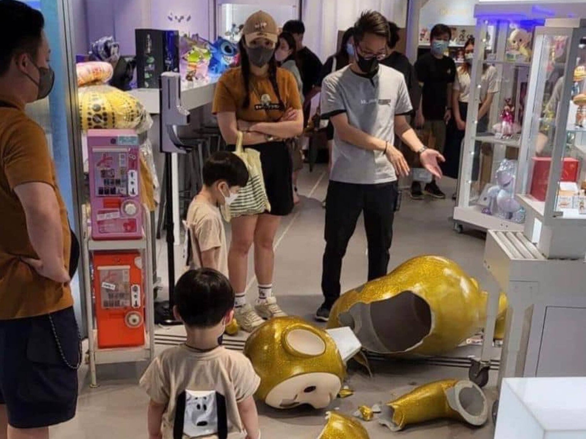 <p>A Hong Kong toy shop was forced to apologise and refund family in full for shattered Teletubby incident</p>