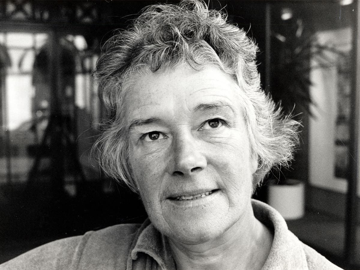 Dervla Murphy: Intrepid travel writer who cycled from Ireland to India