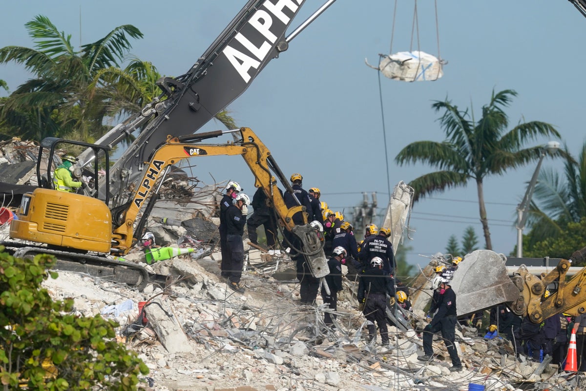 Judge gives initial OK to $1B deal in Florida condo collapse | The ...
