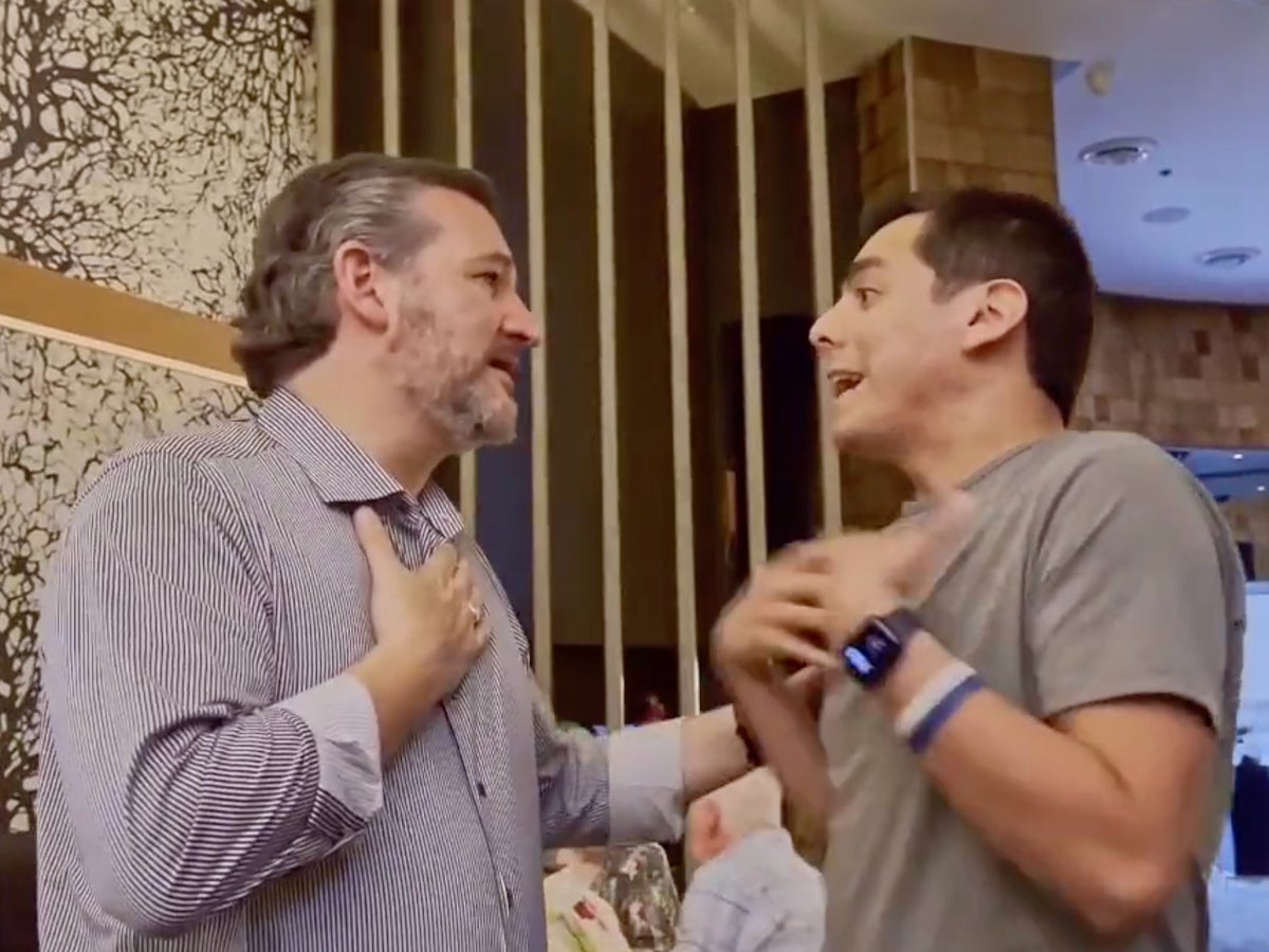 '19 çocuk öldü! Bu senin elinde!': Ted Cruz, silah reformu konusunda NRA konvansiyonunun ardından karşı karşıya geldi