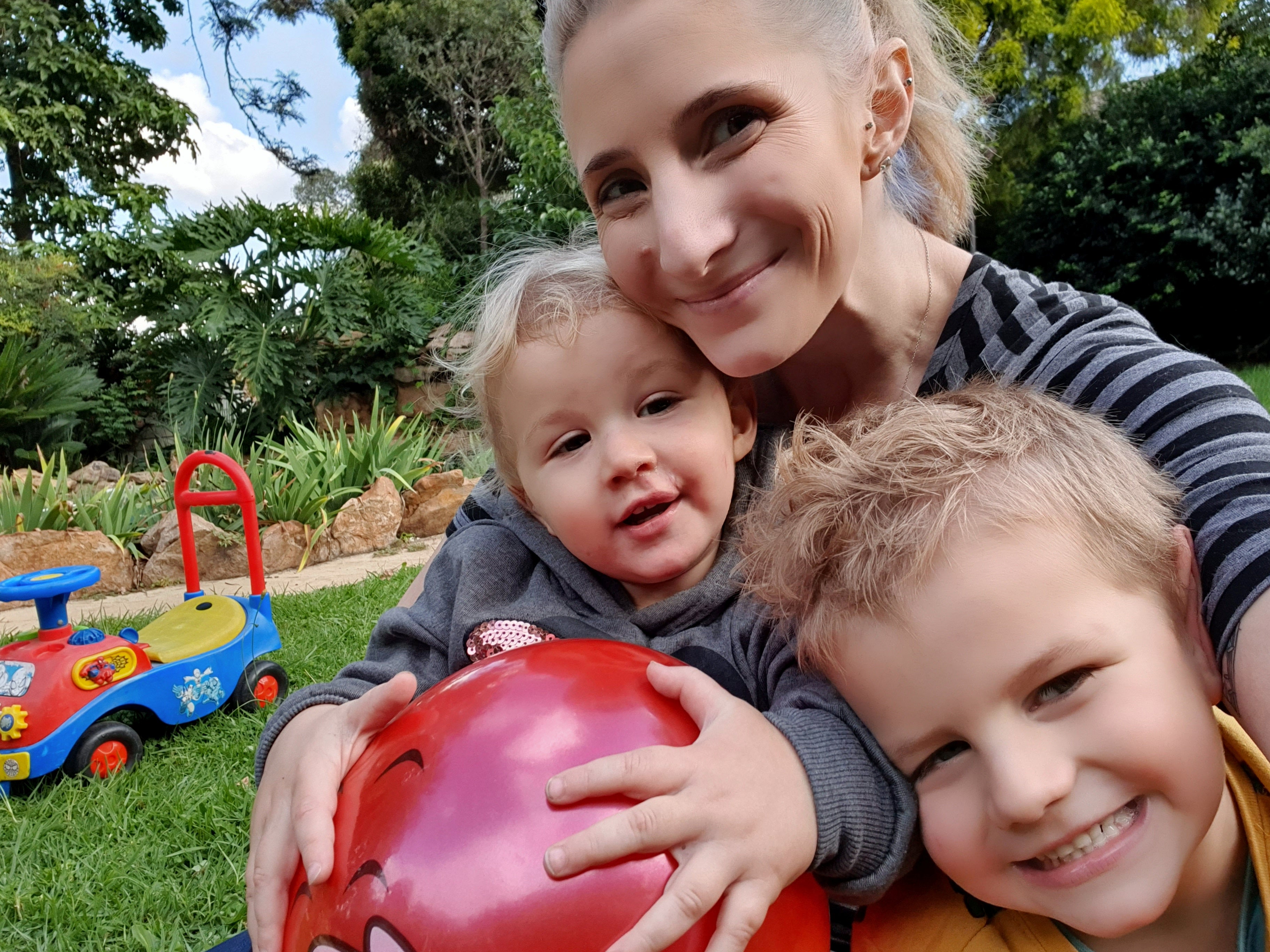 Lizanne with her daughter and son