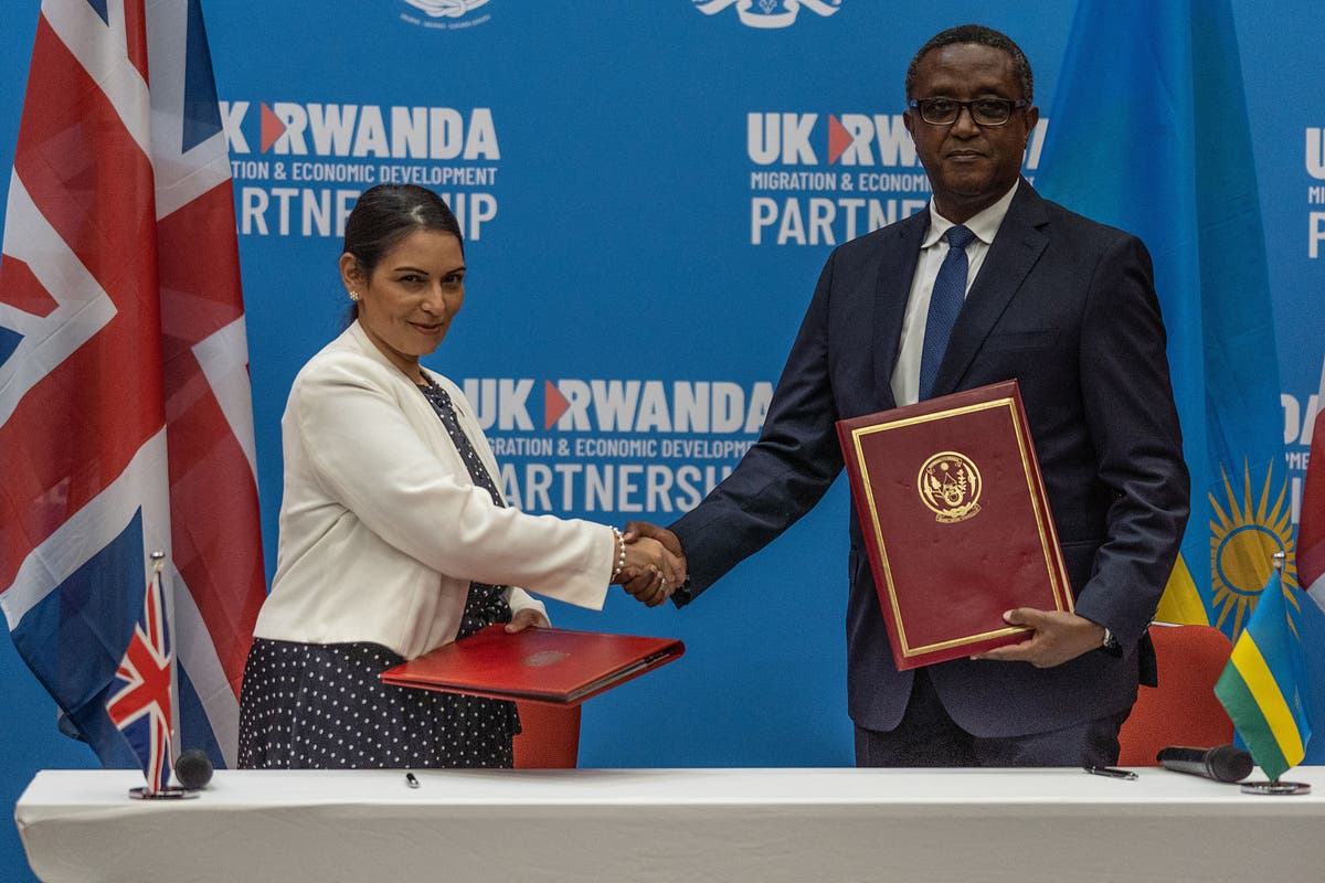 Asylum seekers threatened with Rwanda deportation under Priti Patel scheme ‘go on hunger strike’