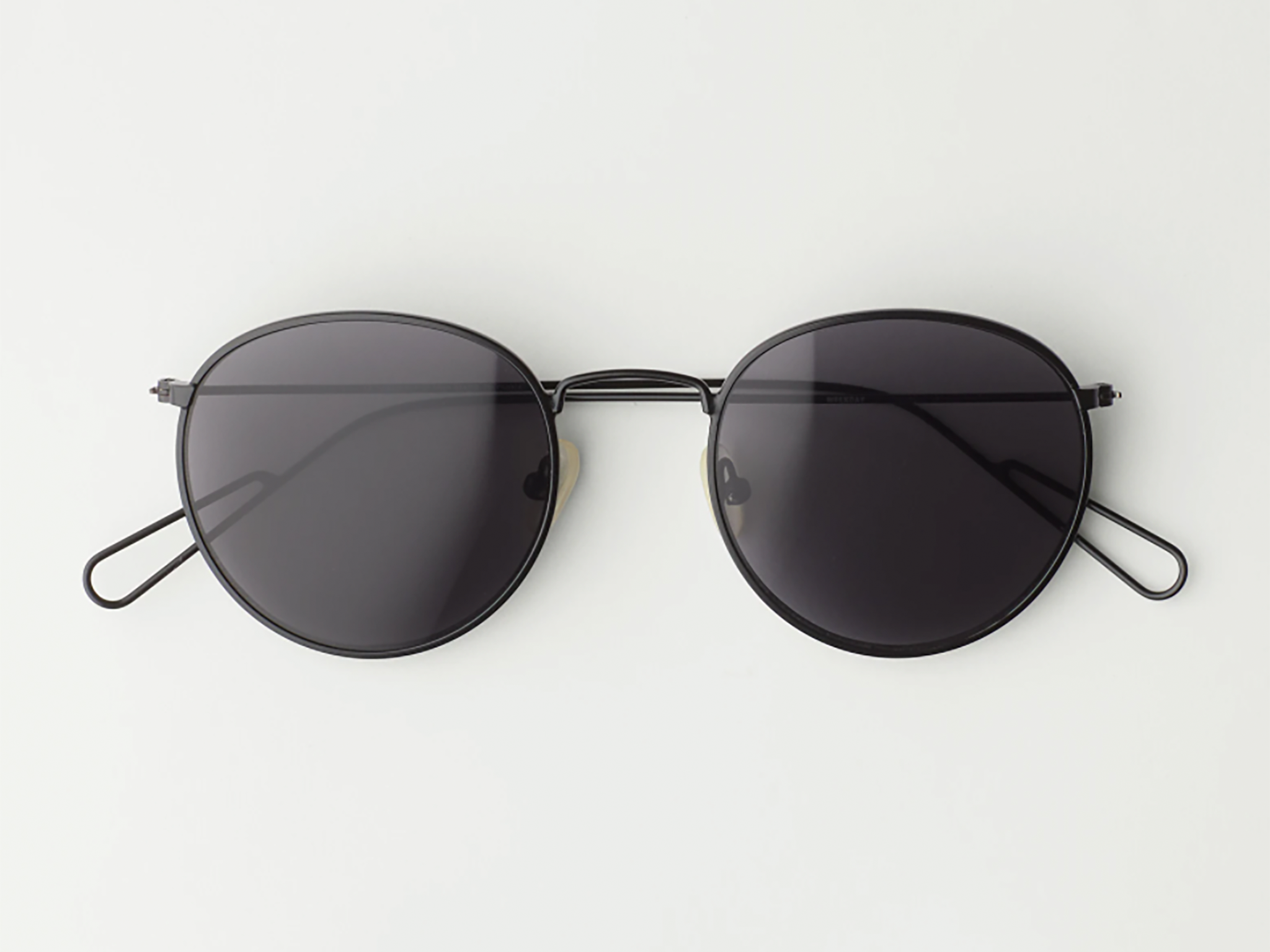 Weekday explore rounded sunglasses.png