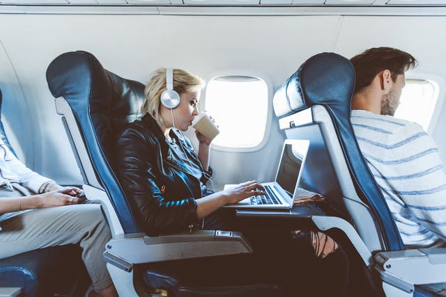 <p>Using plane wifi remains a hit-and-miss experience</p>
