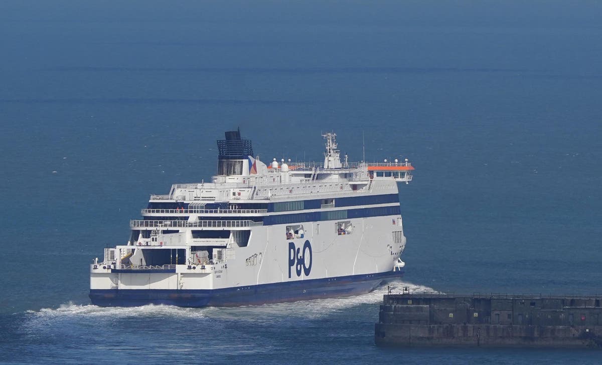 Government terminates contract with P&O Ferries over &lsquo;unacceptable&rsquo; mass sacking