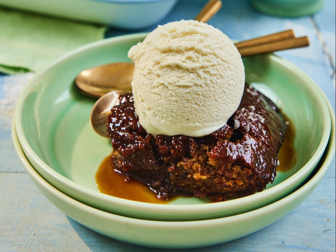 Sticky toffee pudding, but make it vegan!