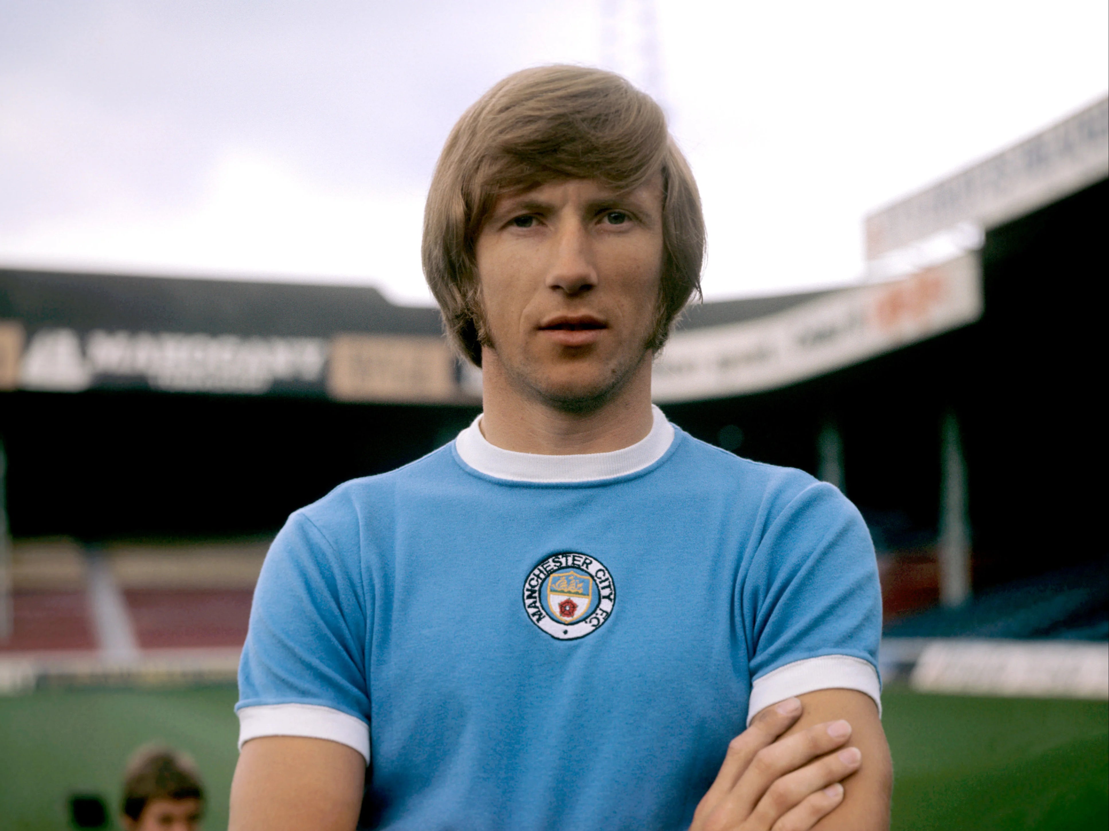 Colin Bell is to be honoured with a statue by Manchester City