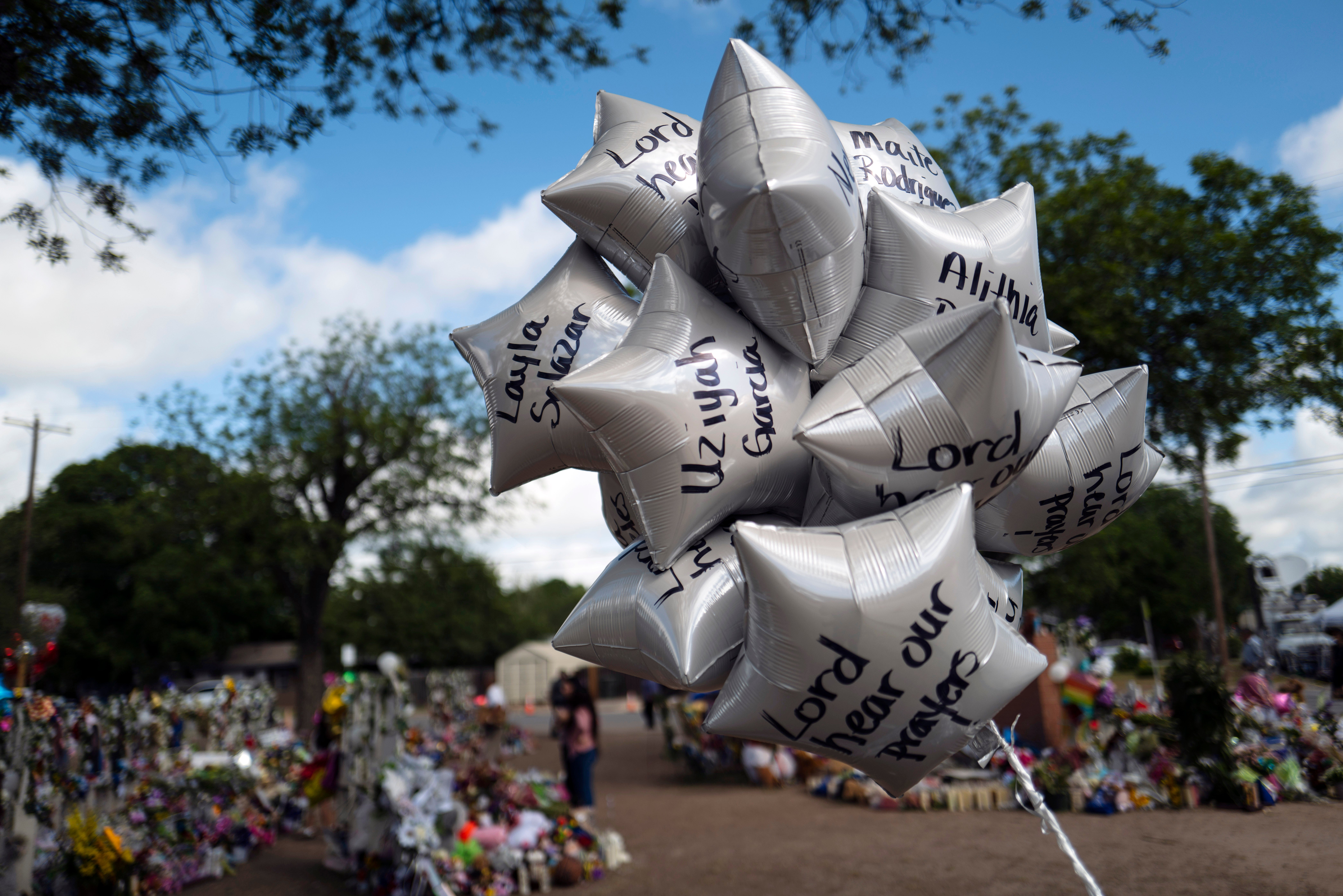 TEXAS-TIROTEO-FUNERALES