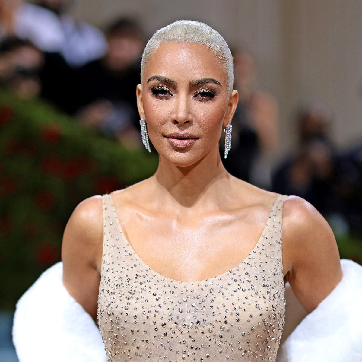 Marilyn Monroe dress worn by Kim Kardashian is 'permanently damaged', collector claims | The Independent Marilyn Monroe dress worn by Kim Kardashian is 'permanently damaged', collector claims | The Independent