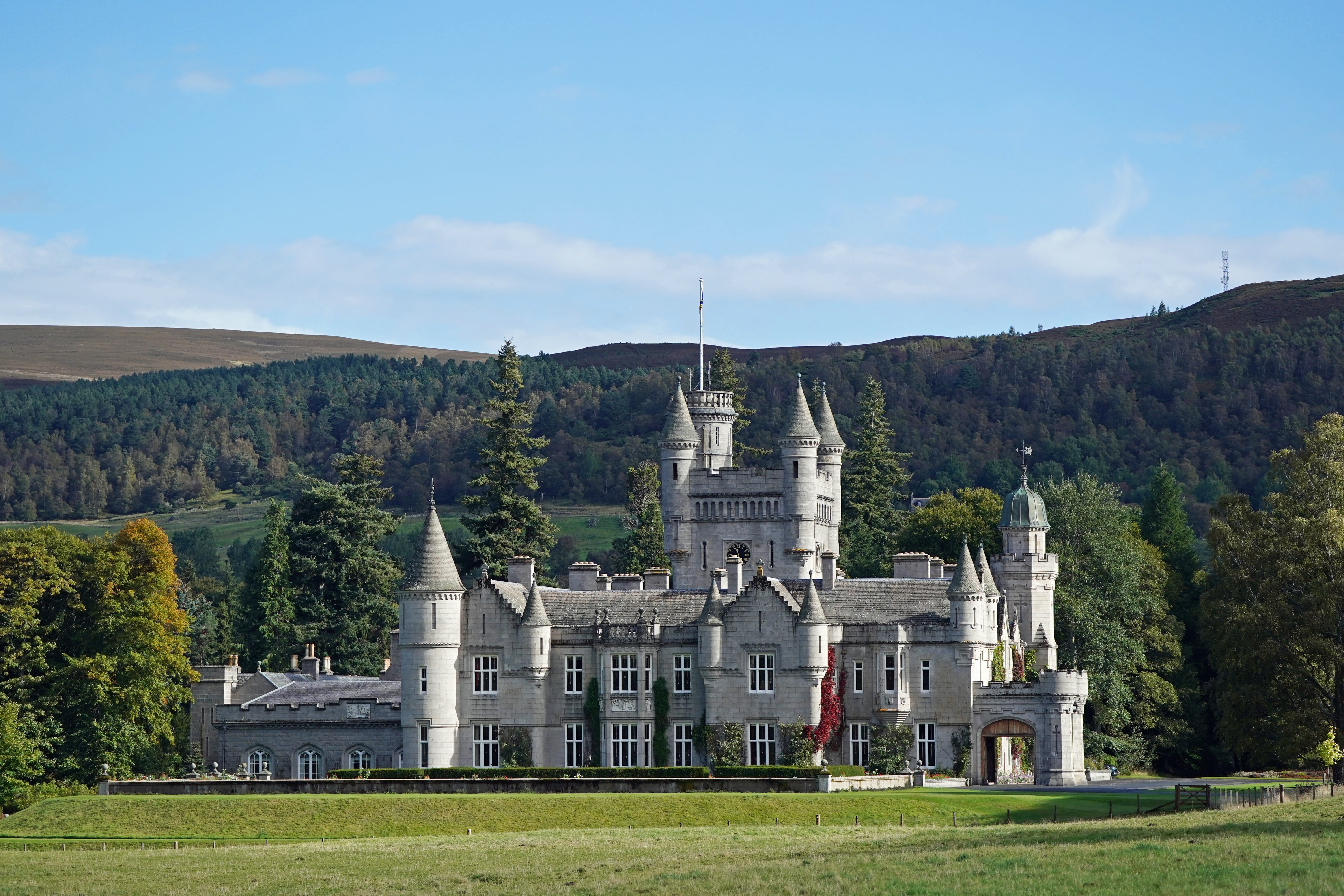 The Queen met the American tourists near her residence, Balmoral Castle (Andrew Milligan/PA)