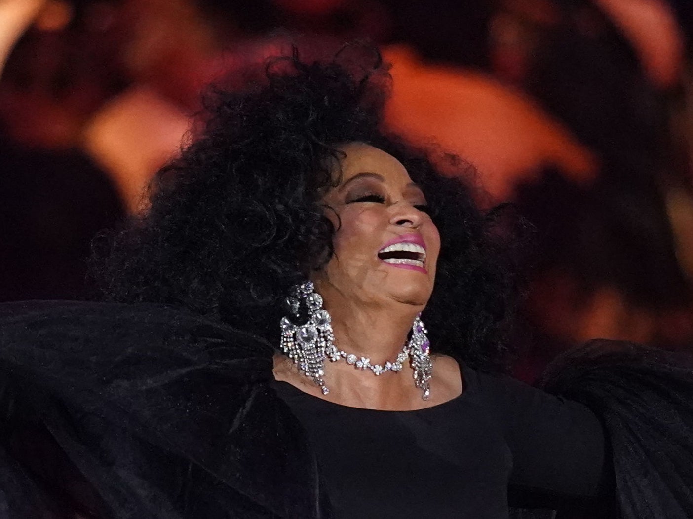 Jubilee concert: Diana Ross leads grand finale at BBC celebration of  Queen's reign | The Independent