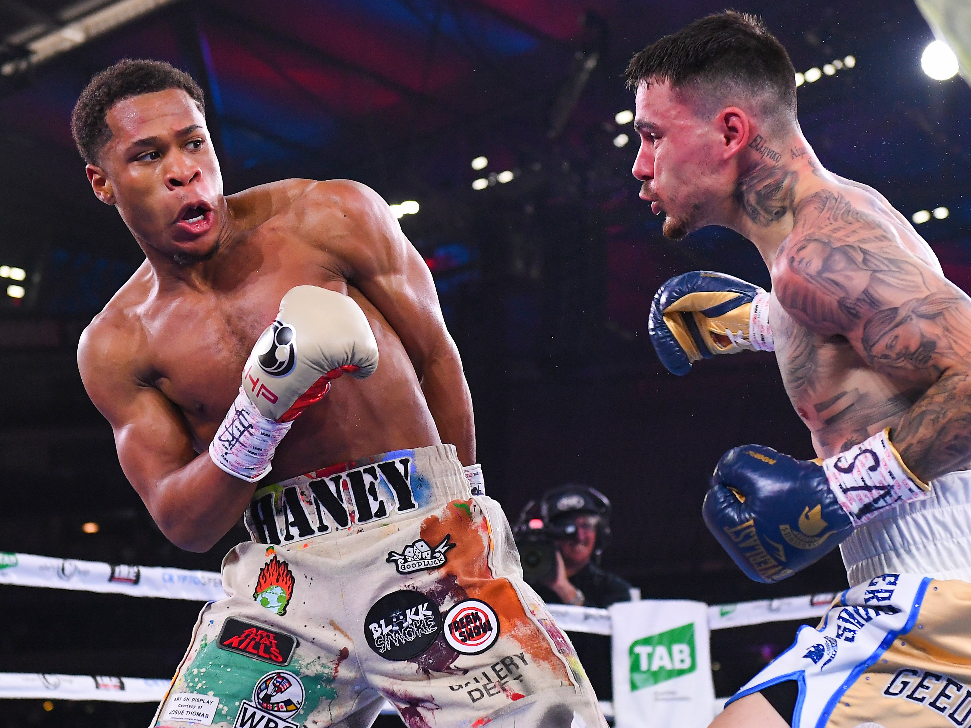 Devin Haney (left) was able to hit and not get hit for most of his fight against George Kambosos Jr