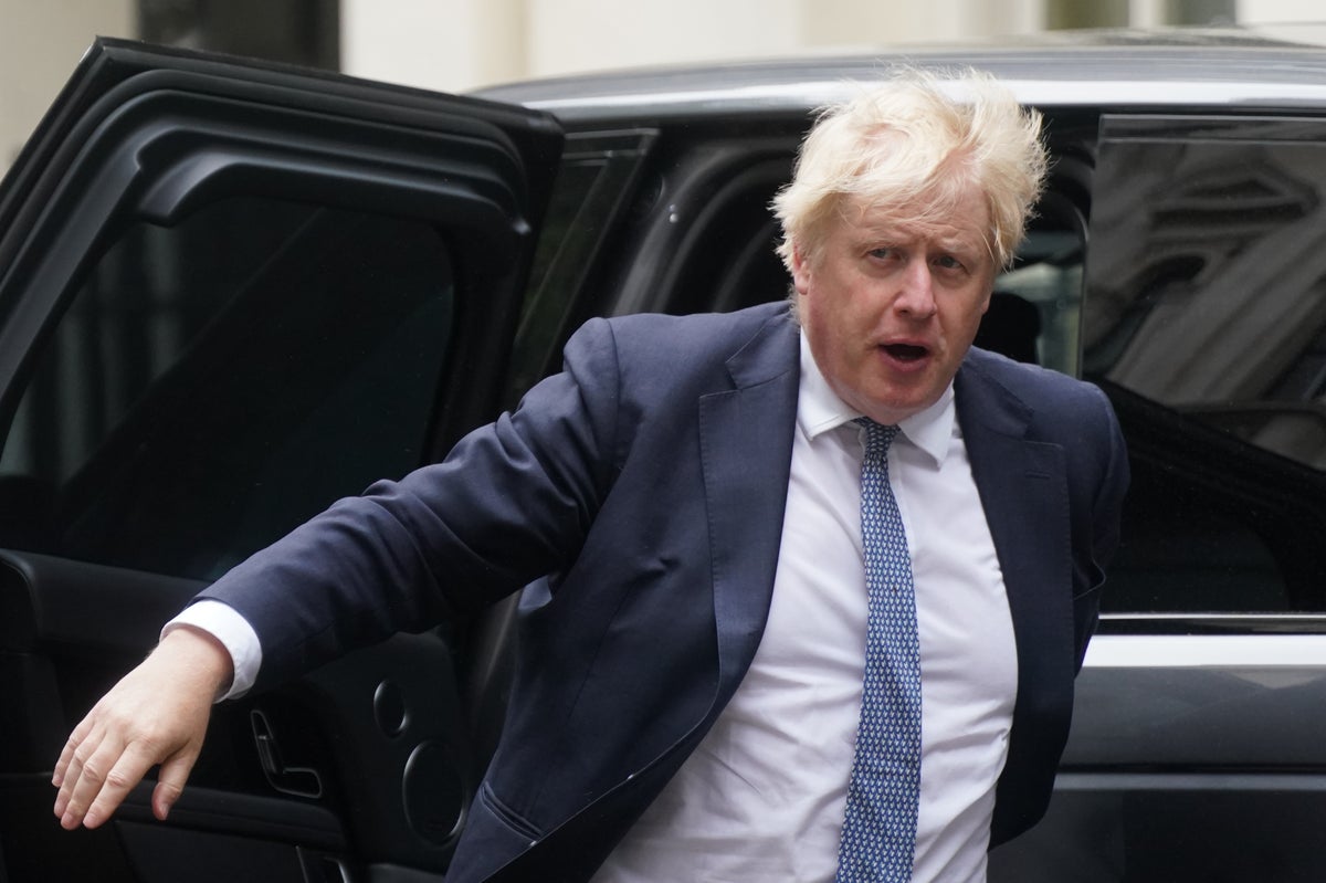 Boris Johnson writes letter to Tory MPs seeking support in no-confidence vote