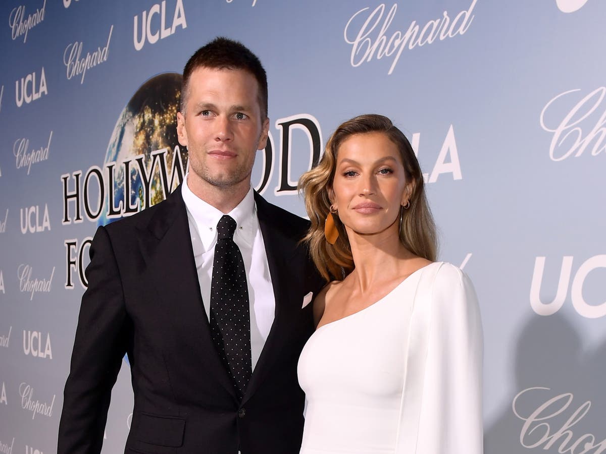 Gisele B&uuml;ndchen shocks fans with video of husband Tom Brady in his underwear