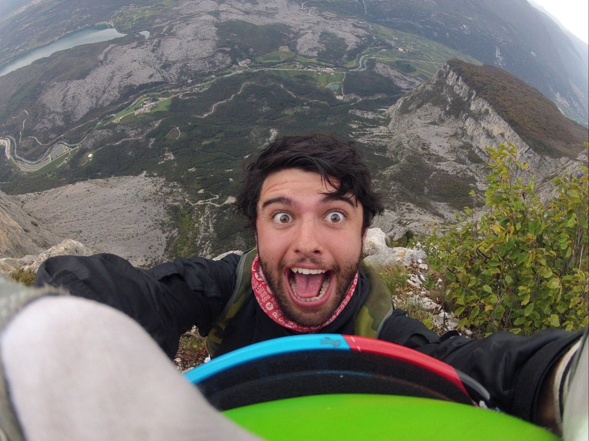 What is BASE ﻿Jumping?