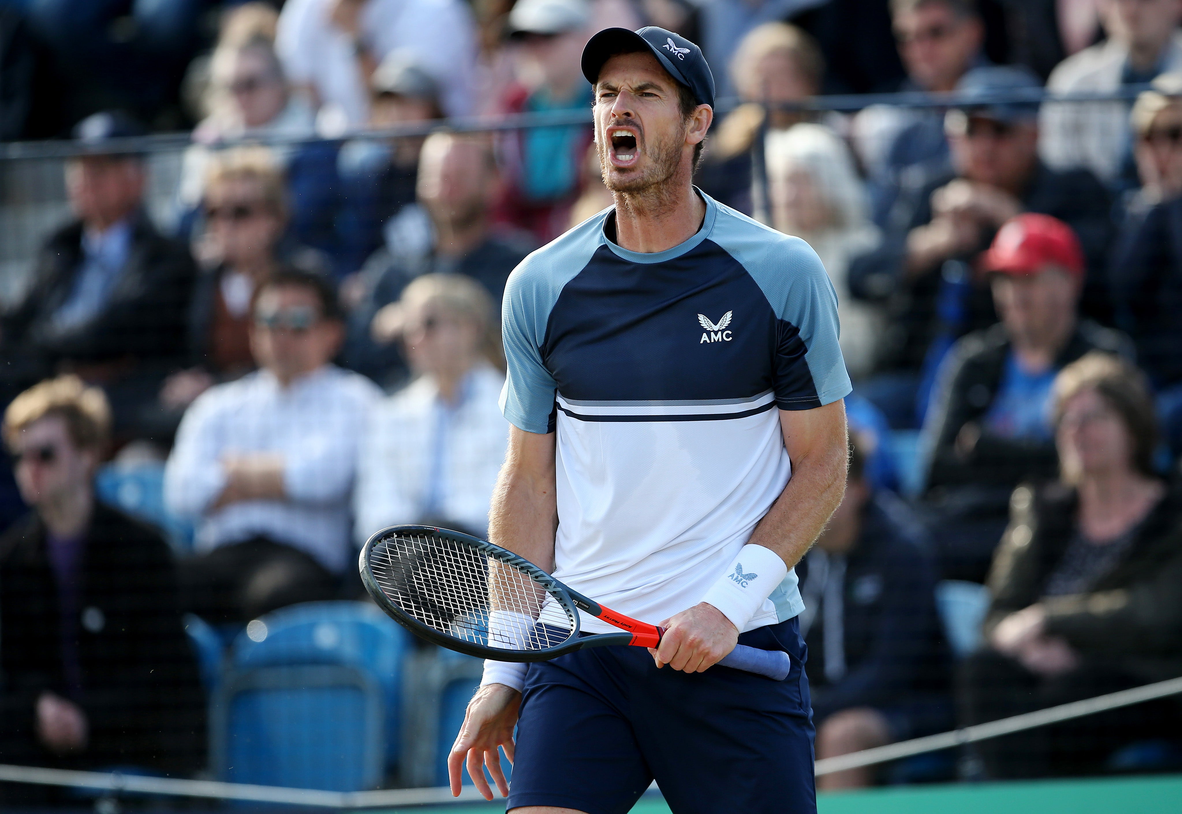 Murray recovered from a slow start to win in straight sets