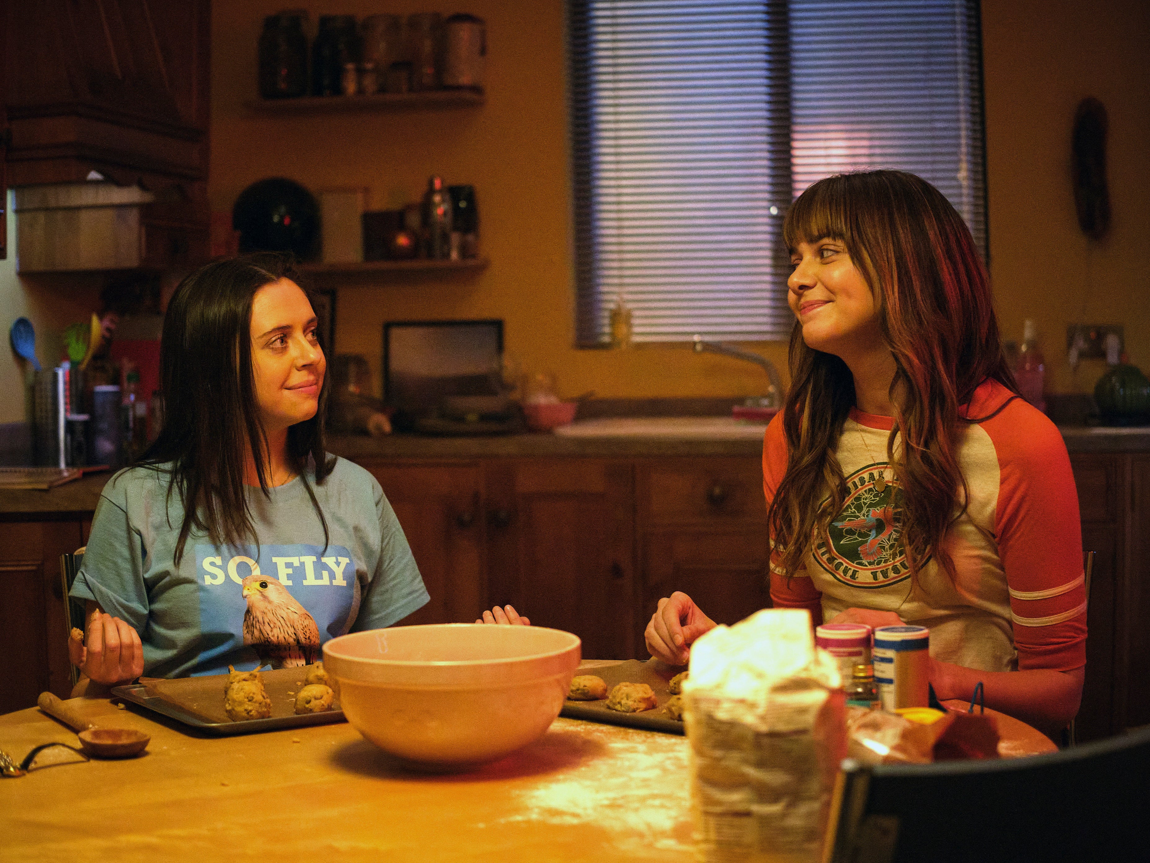 Bel Powley as Birdy and Appleton as Maggie in Everything I Know About Love