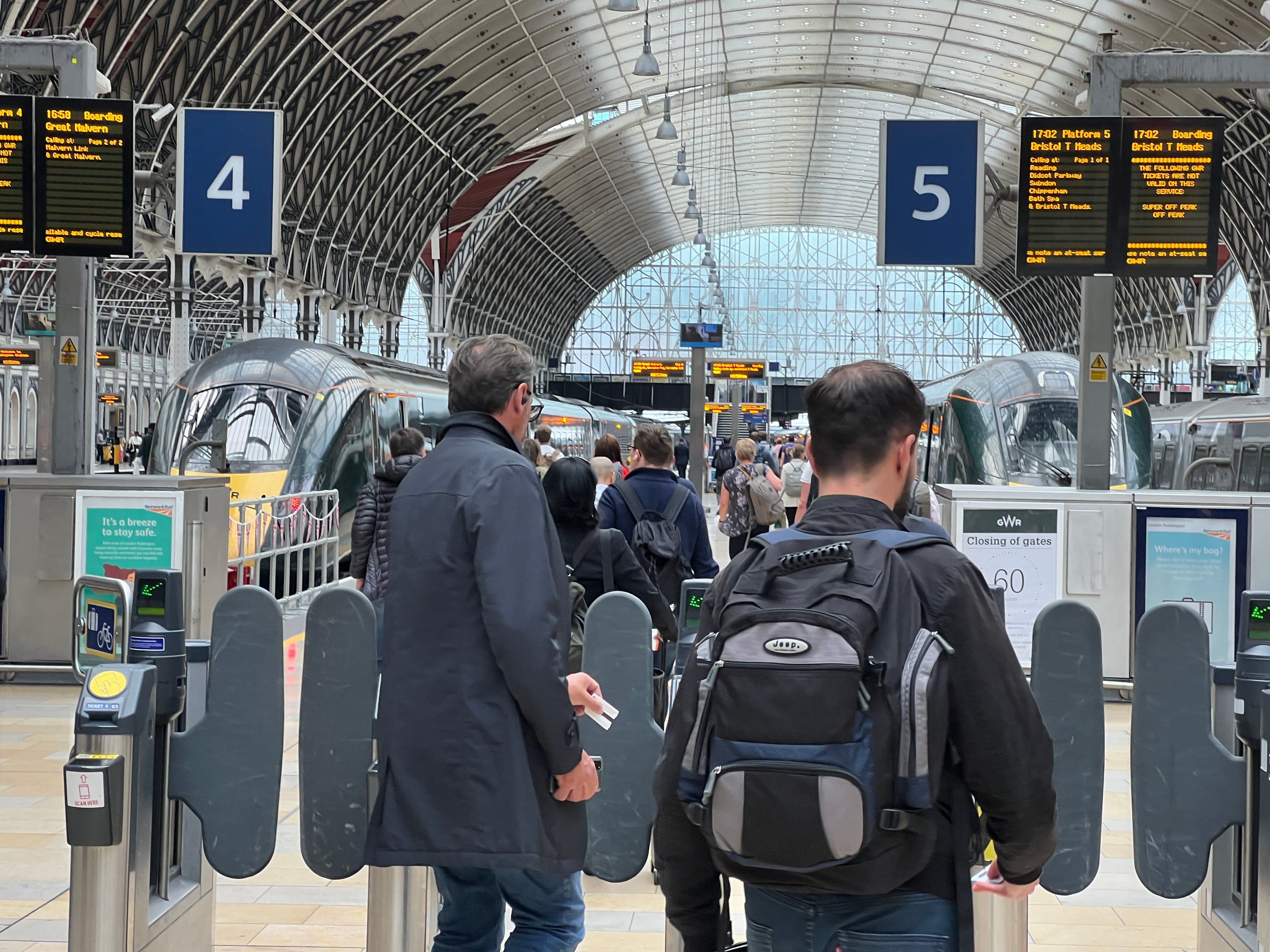 <p>Endangered species? Commuters at the height of the rush hour at London’s Paddington station</p>