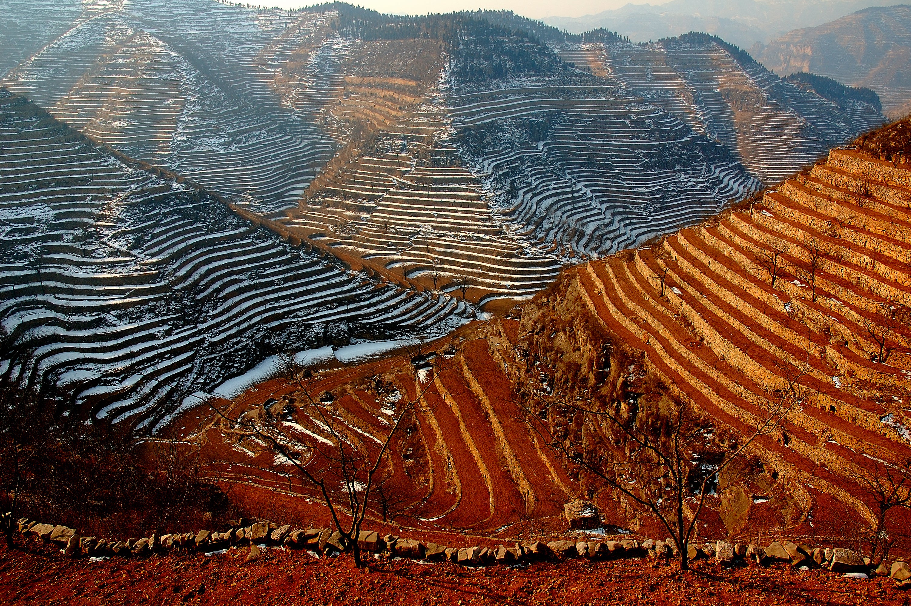 The Shexian Dryland Stone Terraced System in Handan, Hebei province, is a rain-fed agricultural system dating back to the Yuan Dynasty (1271-1368)