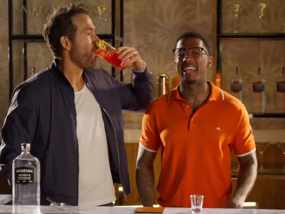 Nick Cannon and Ryan Reynolds create &lsquo;vasectomy&rsquo; cocktail in hilarious Father&rsquo;s Day advert