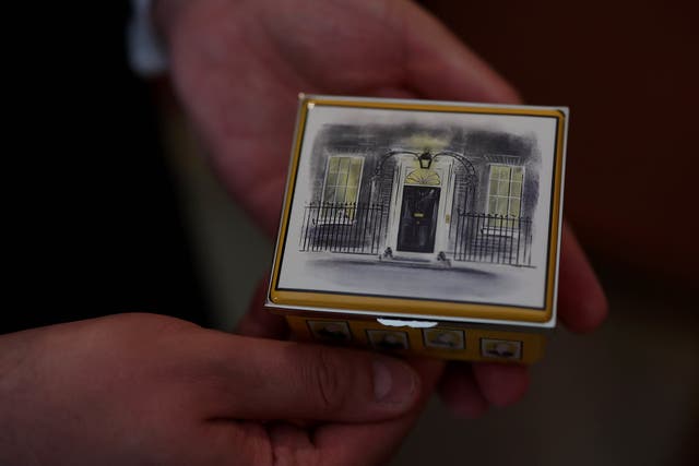 <p>The Cabinet’s gift to the Queen for the Platinum Jubilee was a music box featuring No 10 Downing Street </p>