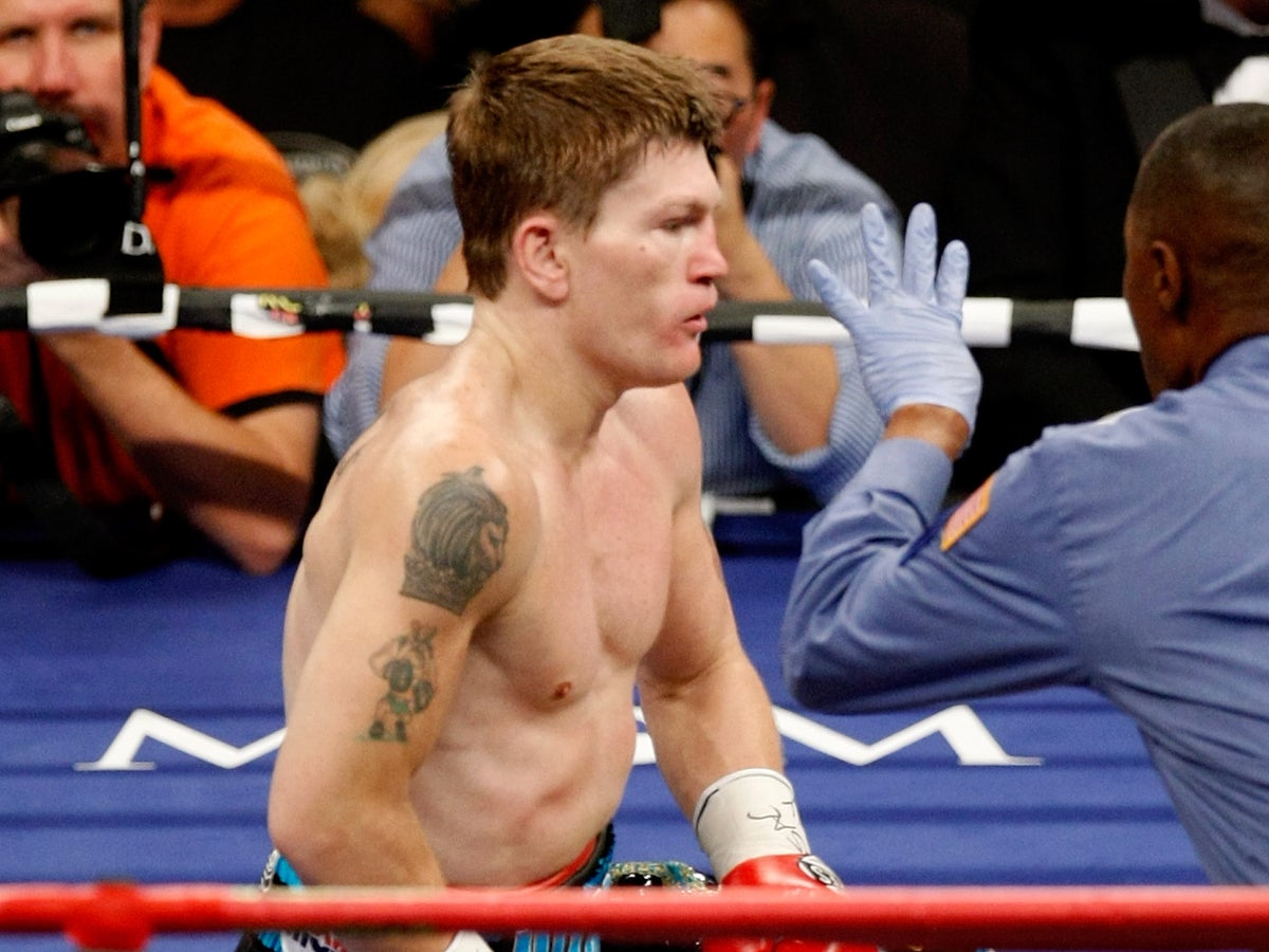 THE KO THAT CHANGED EVERYTHING Manny Pacquiao Destroys Ricky Hatton , hatton after his knockout