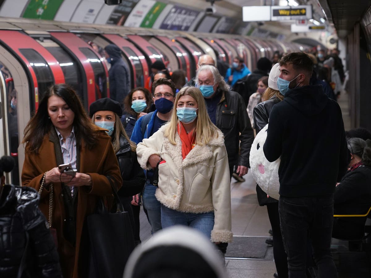 Covid UK：随着病例的增加，教授警告两种新的“令人震惊”的症状