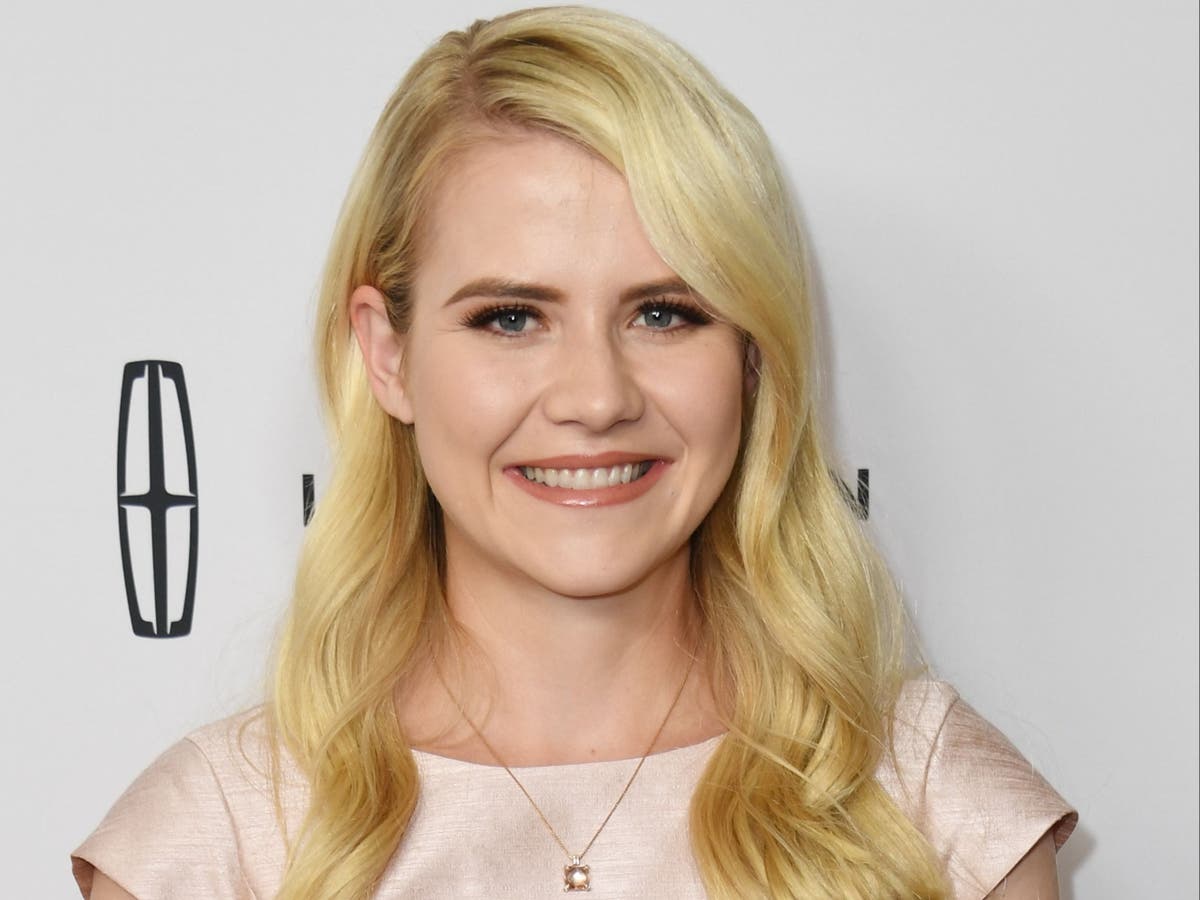 Kidnapping survivor Elizabeth Smart shares safety tips for children