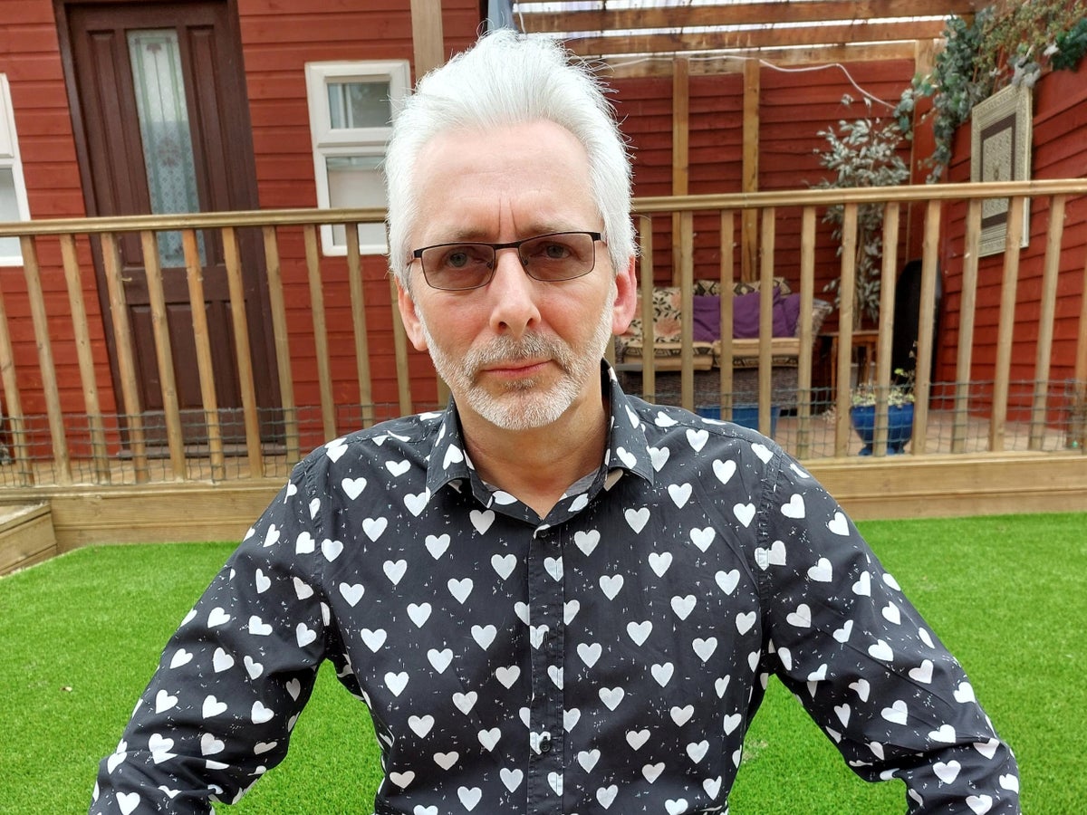 Rod Stewart fan selling singer’s iconic shirt for £500
