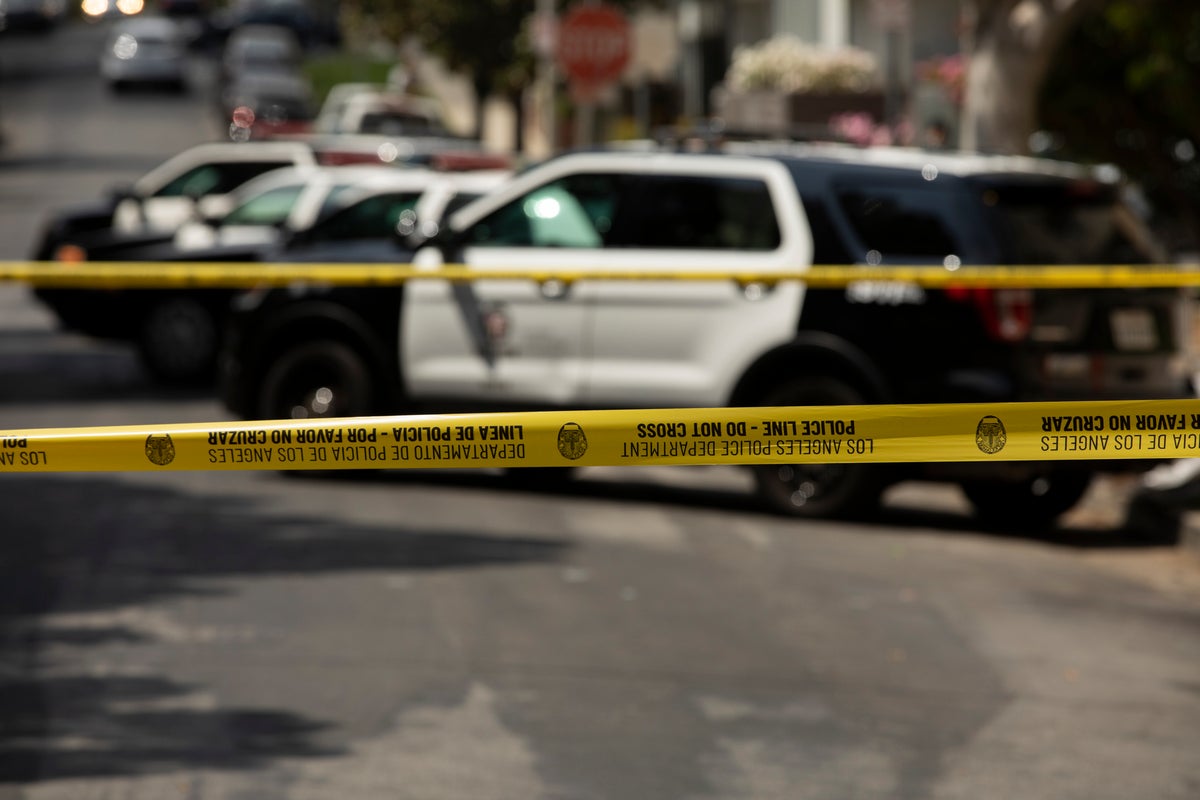 Los Angeles'ta silahlı saldırıda 3 kişi öldü, 3 kişi yaralandı