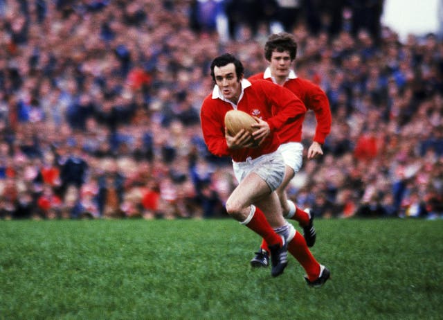 <p>Bennett won 29 caps for Wales between 1969 and 1978 </p>