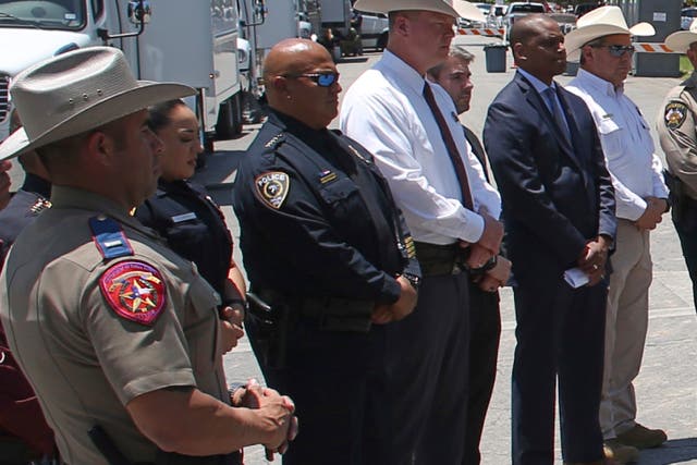 <p>Pete Arredondo (third from left) stands with Texas law enforcement officials. </p>