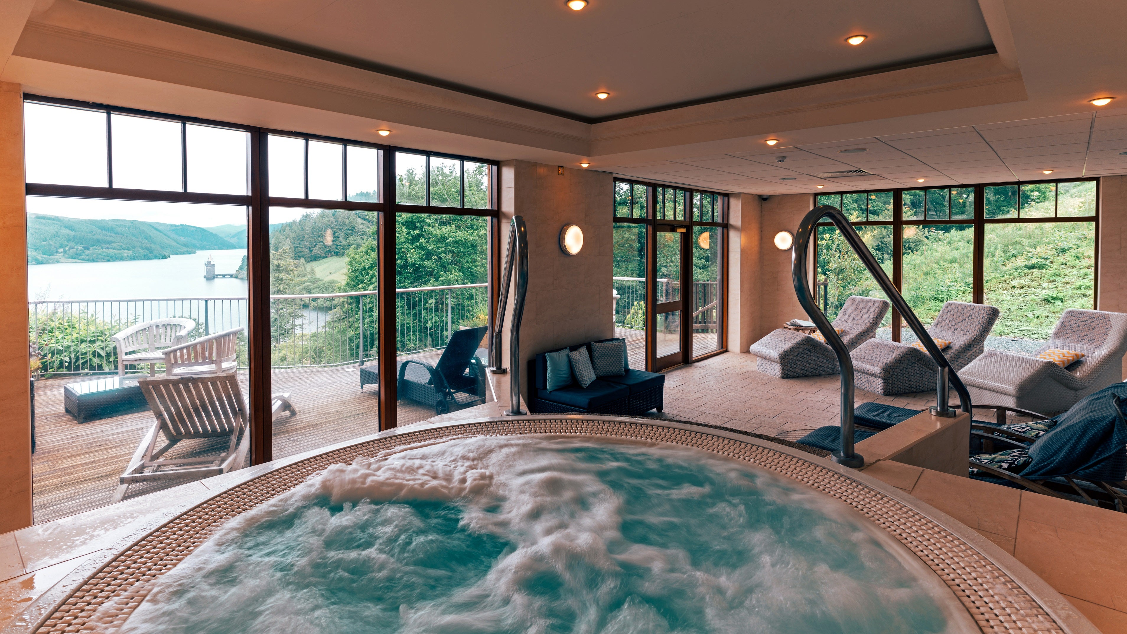 Pitch up in a hot tub and watch the world go by at Lake Vyrnwy