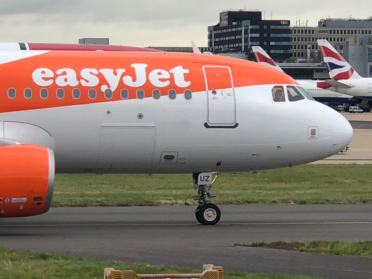 Scammers move in to target easyJet passengers after mass summer flight cancellations